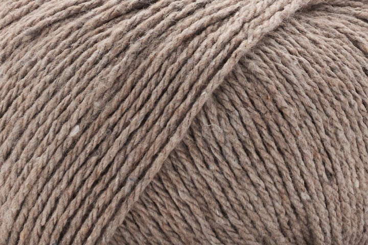 Universal - Bella Tweed