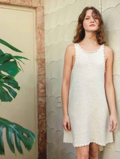 Sandnes Garn - Linnea Dress (anglais)