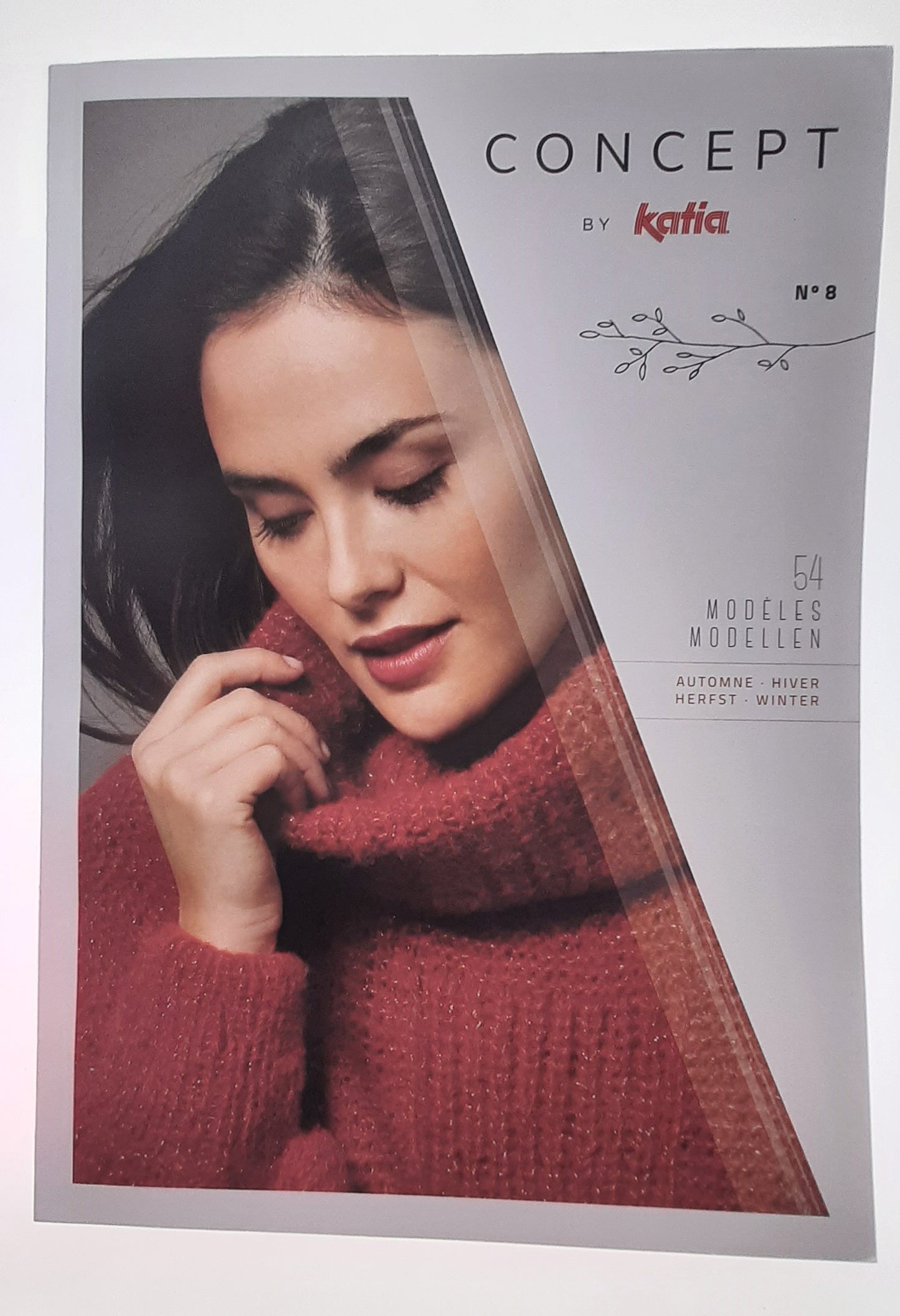 Livre Katia - No.8 CONCEPT - 54 modèles AUTOMNE-HIVER